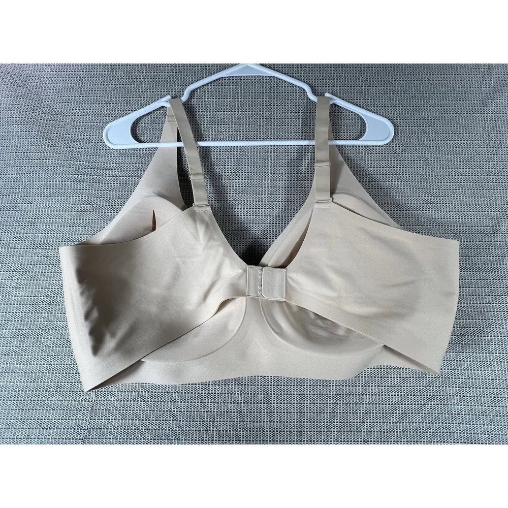Womens Beige Wireless Padded T-Shirt Bra Adjustable Straps Hook & Eye 3XL